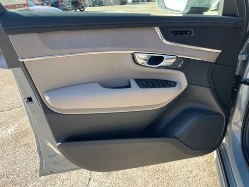 New 2026 Volvo XC90 B5 Core w/ Protection Package image 23