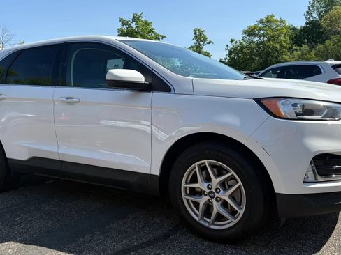 Used 2021 Ford Edge SEL AWD/4WD image 10
