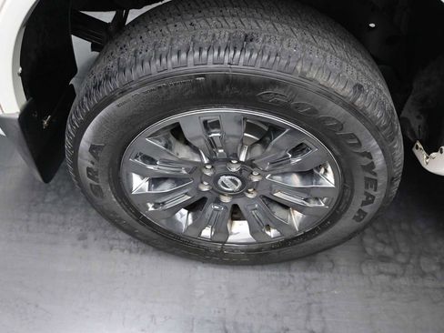 Used 2017 Nissan Titan Platinum Reserve image 13