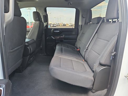 Used 2022 GMC Sierra 2500 SLE w/ SLE Convenience Package image 17