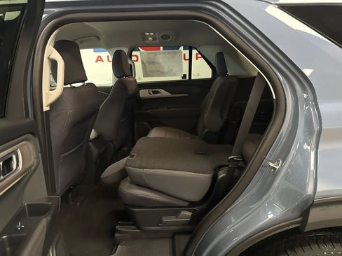 New 2026 Ford Explorer Active AWD/4WD image 26