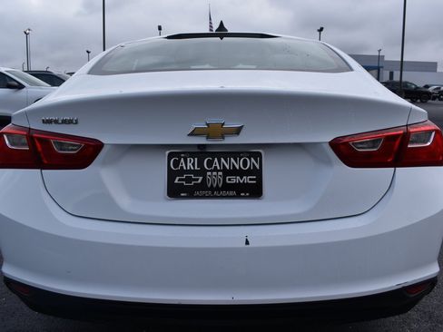 Used 2017 Chevrolet Malibu LS image 5