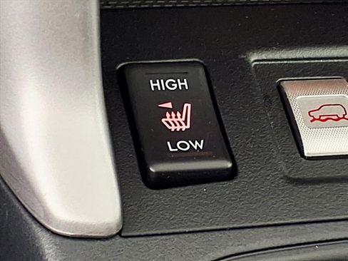 Used 2018 Subaru Forester 2.5i Limited image 20