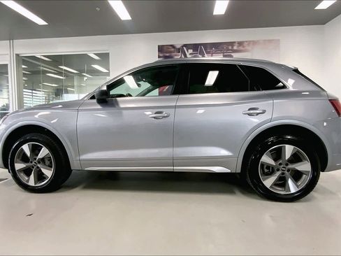 Certified 2023 Audi Q5 2.0T Premium Plus w/ Premium Plus Package image 3