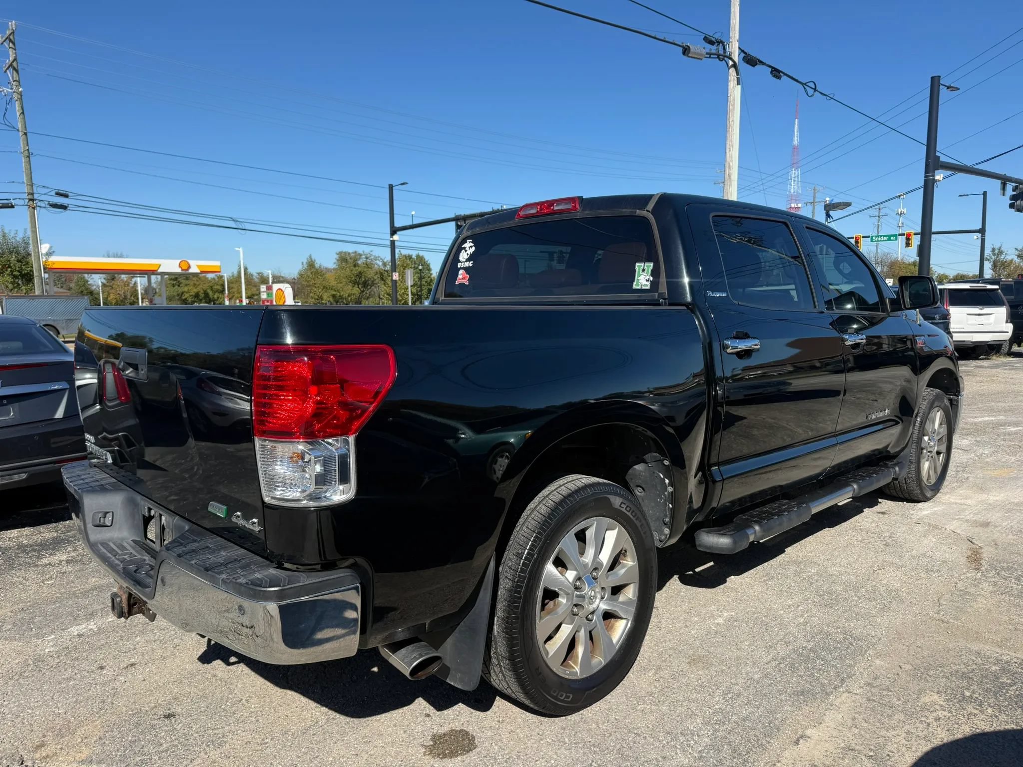Used 2012 Toyota Tundra Limited w/ Platinum Pkg AWD/4WD image 6