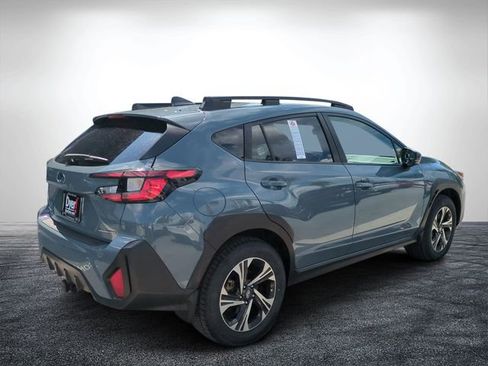 Used 2024 Subaru Crosstrek 2.0i Premium AWD/4WD image 3