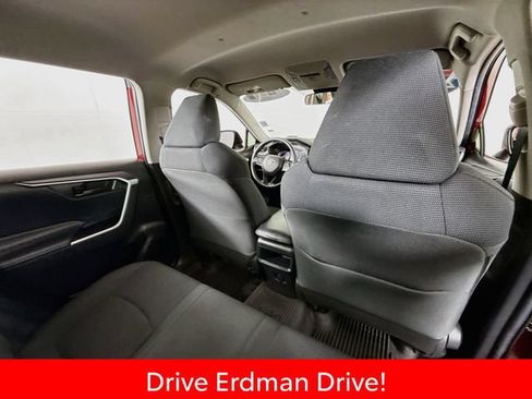 Certified 2020 Toyota RAV4 LE FWD image 28