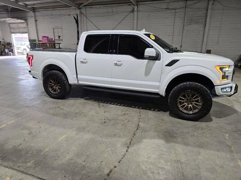 Used 2020 Ford F150 Raptor w/ Equipment Group 802A Luxury AWD/4WD image 19