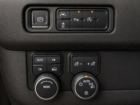 Used 2023 Chevrolet Tahoe LT AWD/4WD image 34