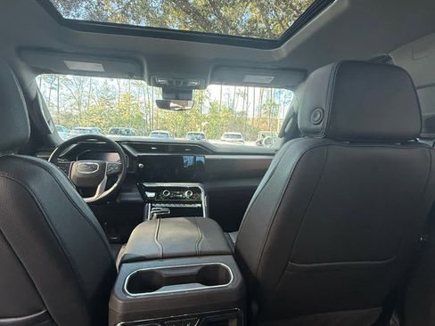 Used 2024 GMC Sierra 1500 Denali w/ Denali Reserve Package image 17