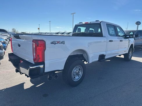 New 2026 Ford F250 XL w/ XL Chrome Package image 8