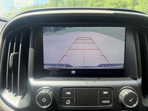 Used 2021 GMC Canyon AT4 w/ Driver Alert Package AWD/4WD image 17