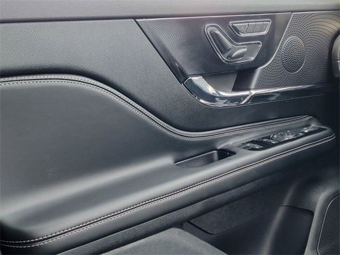 New 2026 Lincoln Corsair Reserve image 35