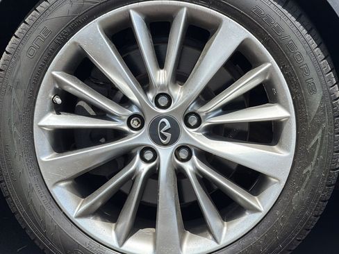 Used 2018 INFINITI Q50 Luxe w/ Sensory Package (Luxe) AWD/4WD image 34