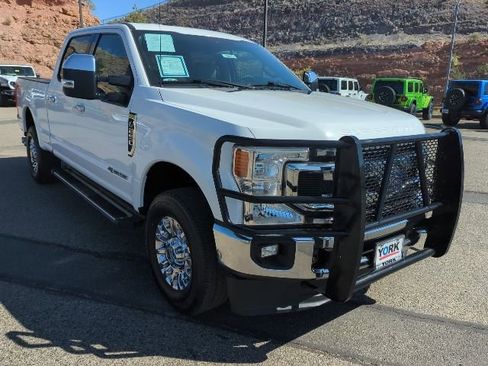 Used 2021 Ford F250 XLT w/ XLT Premium Package image 3