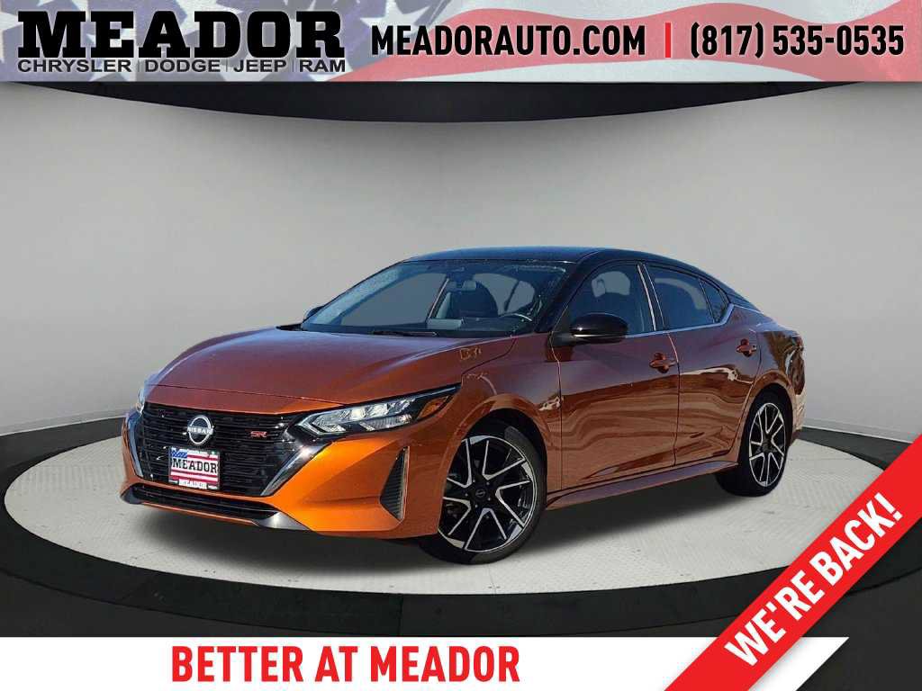 Used 2024 Nissan Sentra SR FWD image 1