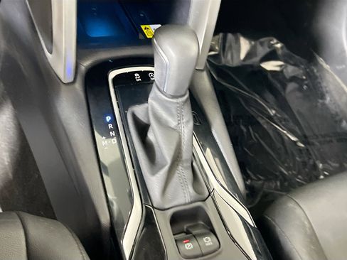 Used 2022 Toyota Corolla Cross XLE w/ Convenience Package image 16