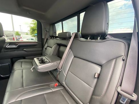 Used 2024 GMC Sierra 2500 Denali w/ Denali Reserve Package AWD/4WD image 25