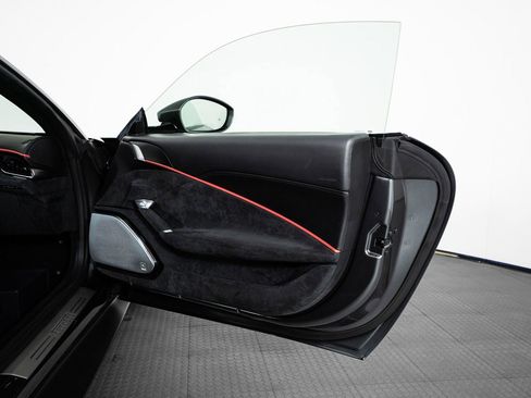 Certified 2022 Ferrari Roma RWD image 24