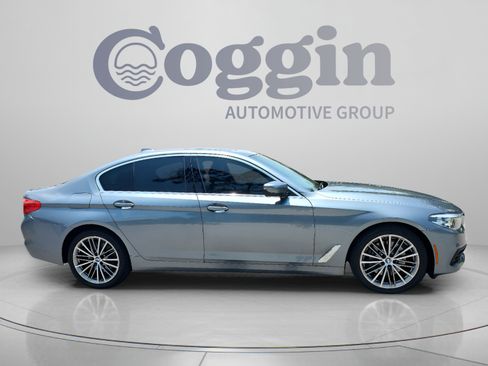 Used 2020 BMW 530i w/ Premium Package RWD image 6
