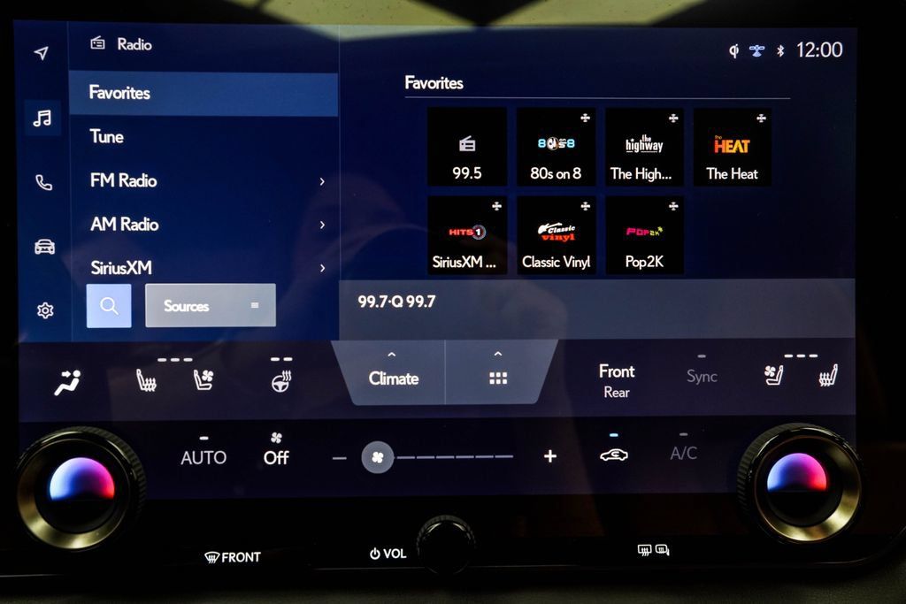 Used 2023 Lexus RX 350 Premium w/ Cold Area Package FWD image 30