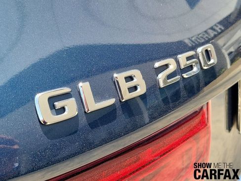 Used 2021 Mercedes-Benz GLB 250 image 7