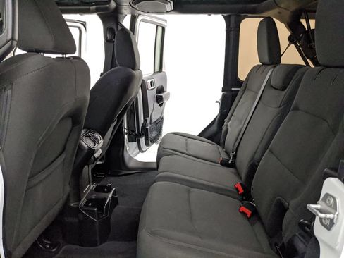 Used 2018 Jeep Wrangler Unlimited Sport S AWD/4WD image 16