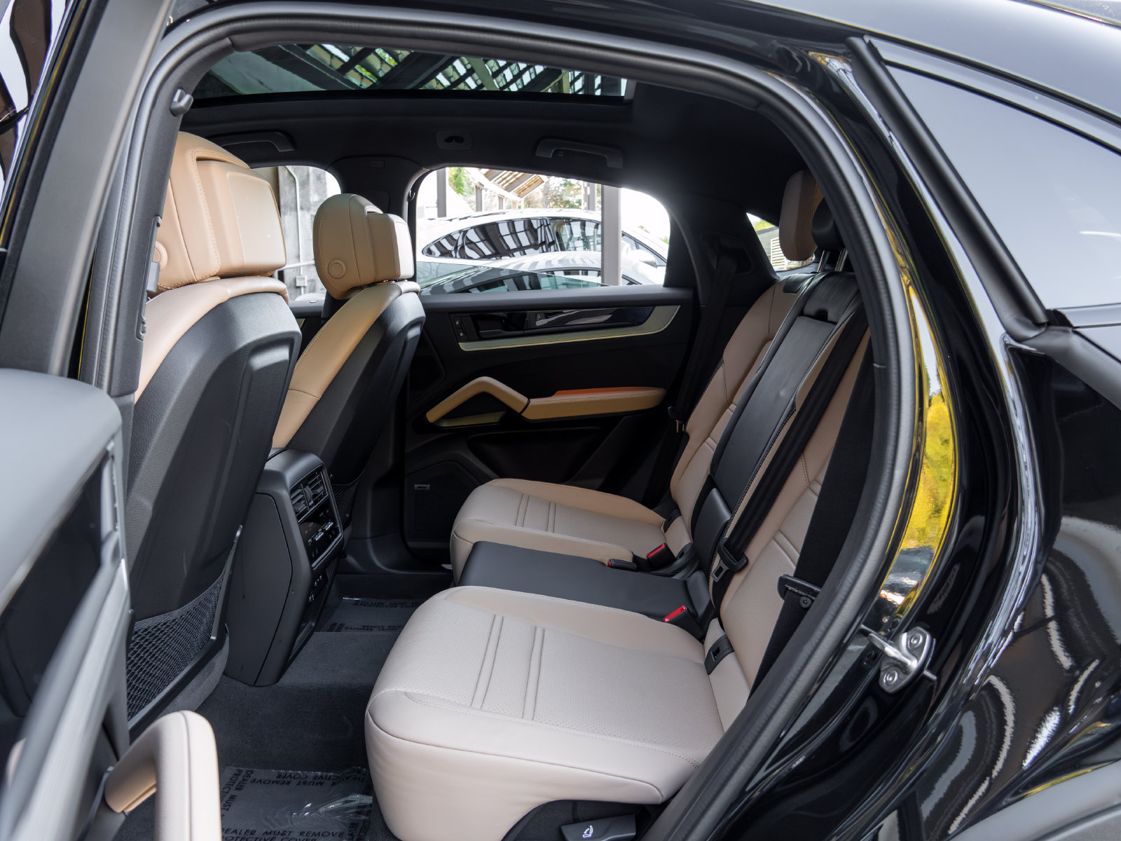 Certified 2026 Porsche Cayenne Coupe AWD/4WD image 45
