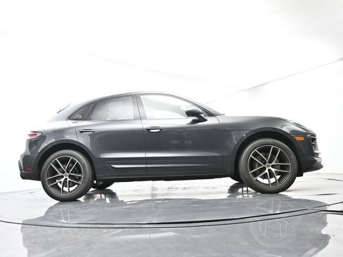 Certified 2023 Porsche Macan AWD/4WD image 50