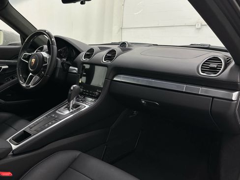 Used 2025 Porsche 718 Cayman GTS RWD image 13