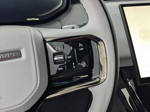 New 2025 Land Rover Range Rover Sport Dynamic SE image 14