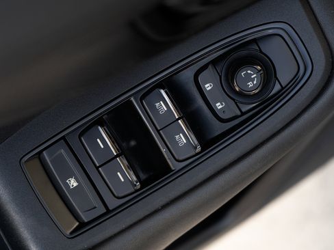 Used 2020 Subaru Outback image 35