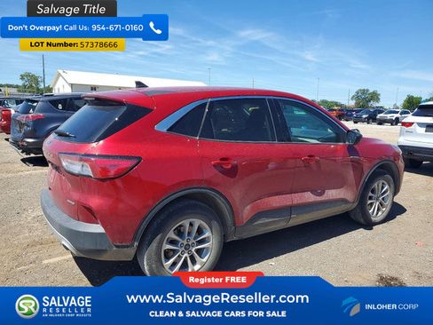 Used 2022 Ford Escape SE w/ Convenience Package AWD/4WD image 4