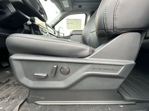 New 2025 Ford F350 Lariat w/ Lariat Ultimate Package image 14