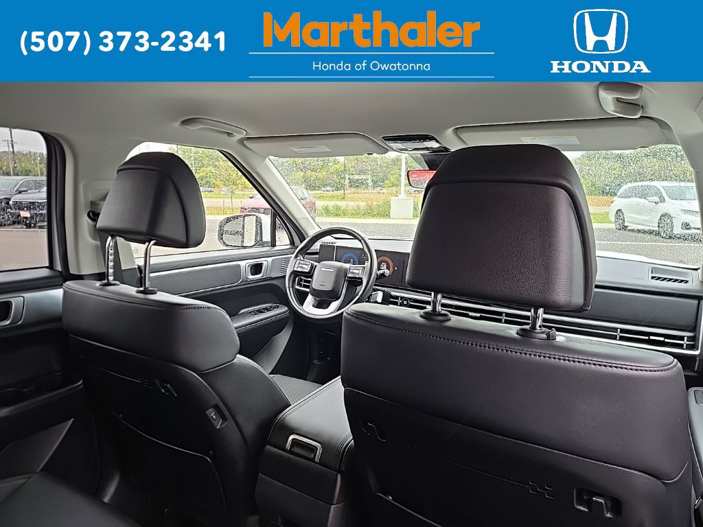 Used 2026 Hyundai Santa Fe SEL FWD image 18