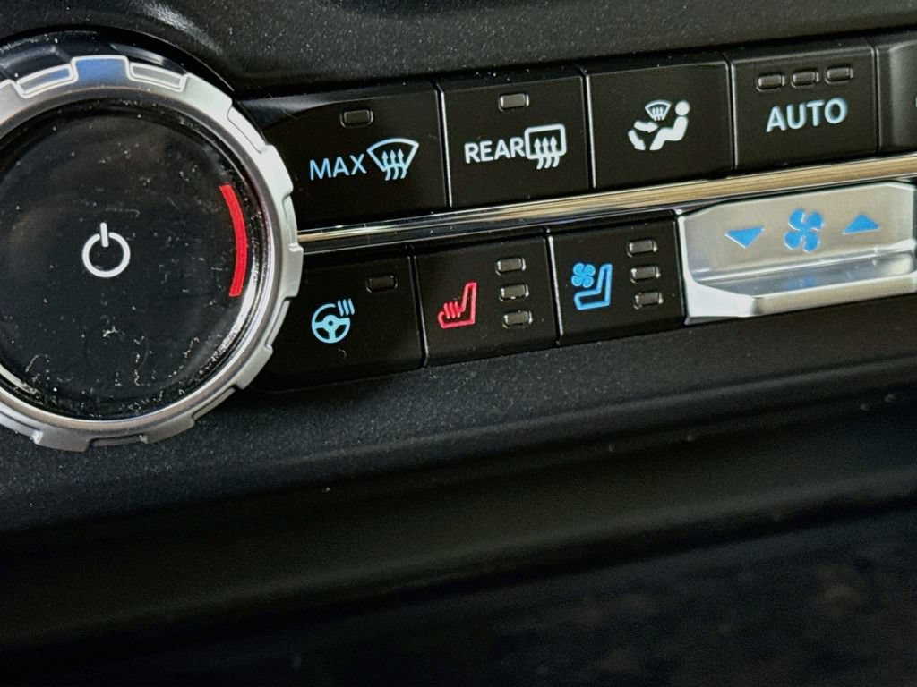 Used 2024 Ford F350 Lariat w/ Lariat Ultimate Package AWD/4WD image 21
