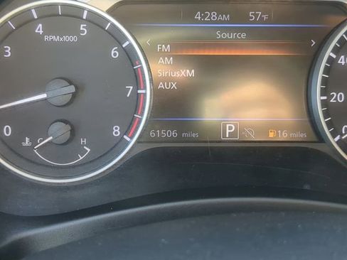 Used 2024 Nissan Sentra SV FWD image 33
