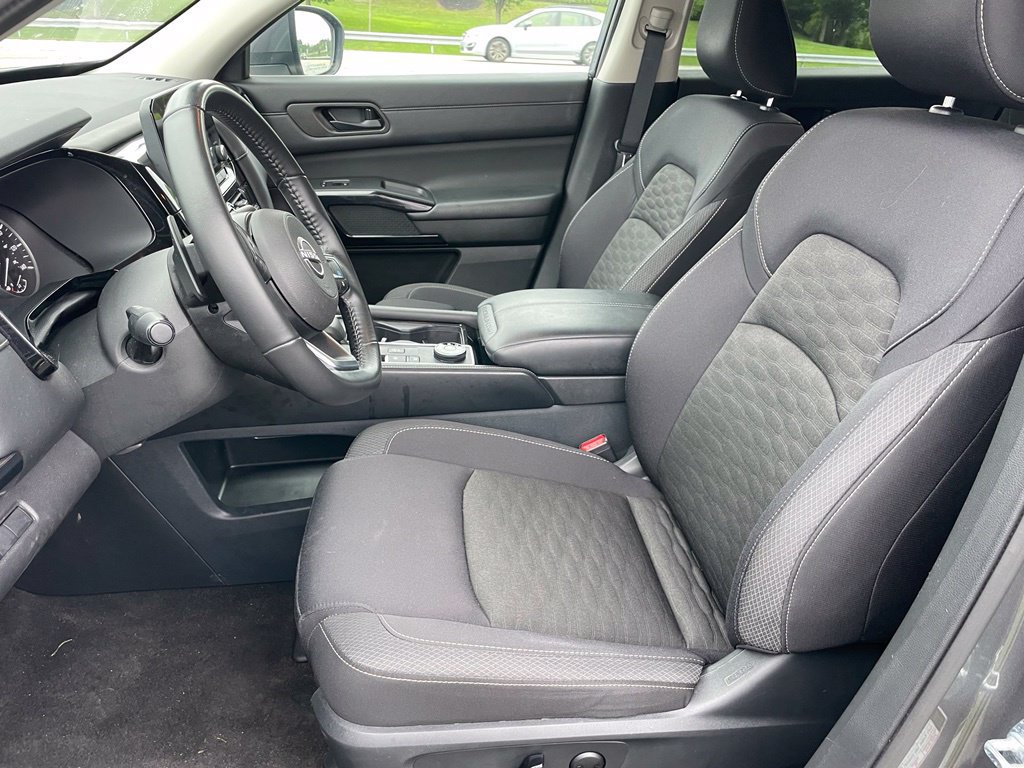 Certified 2024 Nissan Pathfinder SV AWD/4WD image 7
