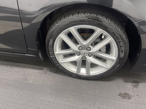 Used 2017 Lexus CT 200h w/ Accessory Package 2 image 29