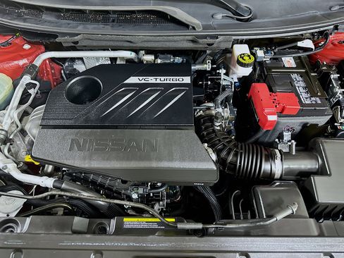 Used 2024 Nissan Rogue SV FWD image 32
