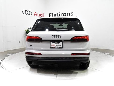 Used 2025 Audi Q7 2.0T Premium Plus w/ Premium Plus Package image 9