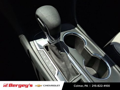 Used 2023 Chevrolet Equinox LS w/ LS Convenience Package FWD image 18