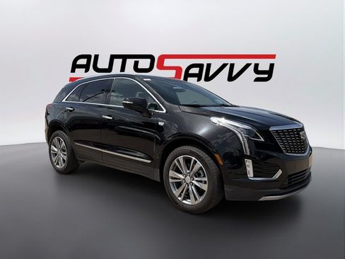 Used 2025 Cadillac XT5 Premium Luxury w/ Technology Package FWD image 3