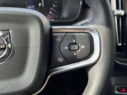 Used 2019 Volvo XC40 T5 Inscription AWD/4WD image 24