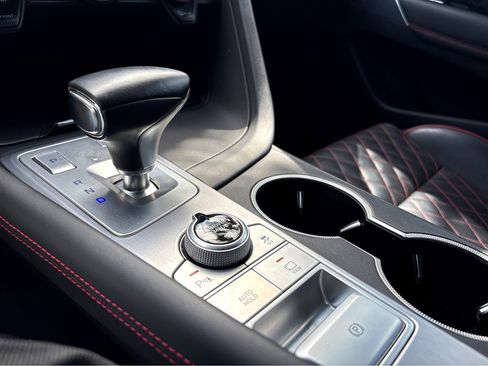 Used 2021 Genesis G70 3.3T w/ Sport Package image 12