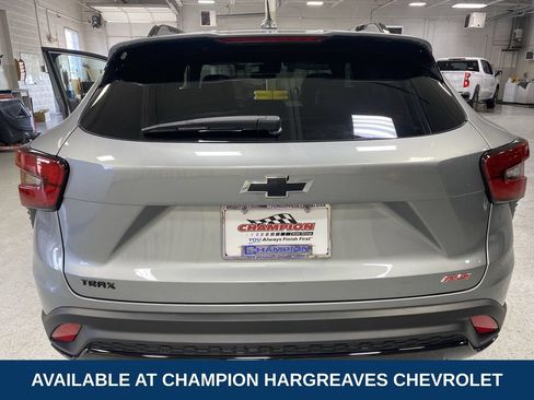 Certified 2024 Chevrolet Trax RS w/ Driver Confidence Package FWD image 40