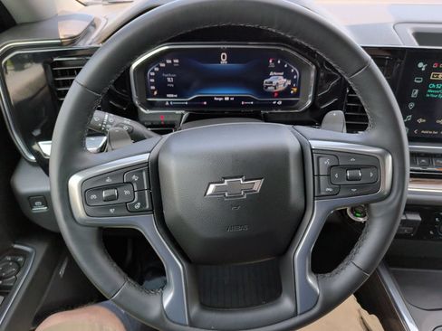 Used 2023 Chevrolet Silverado 1500 LT Trail Boss w/ LT Trail Boss Premium Package AWD/4WD image 27