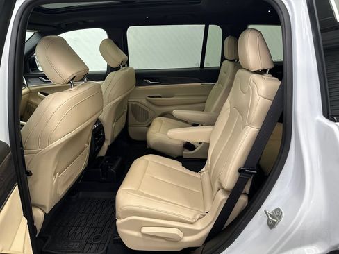 Used 2024 Jeep Grand Cherokee L Limited RWD image 25