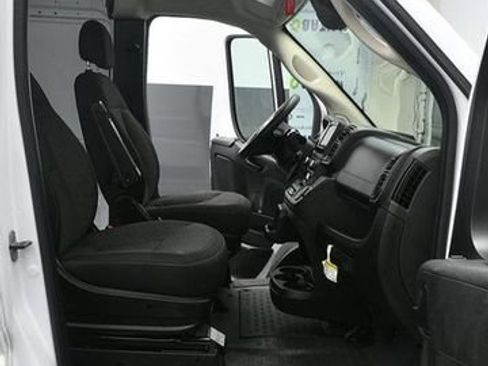 Used 2023 RAM ProMaster 2500 FWD image 11