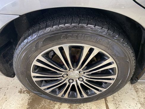 Used 2012 Chrysler 300 S w/ Luxury Group AWD/4WD image 10